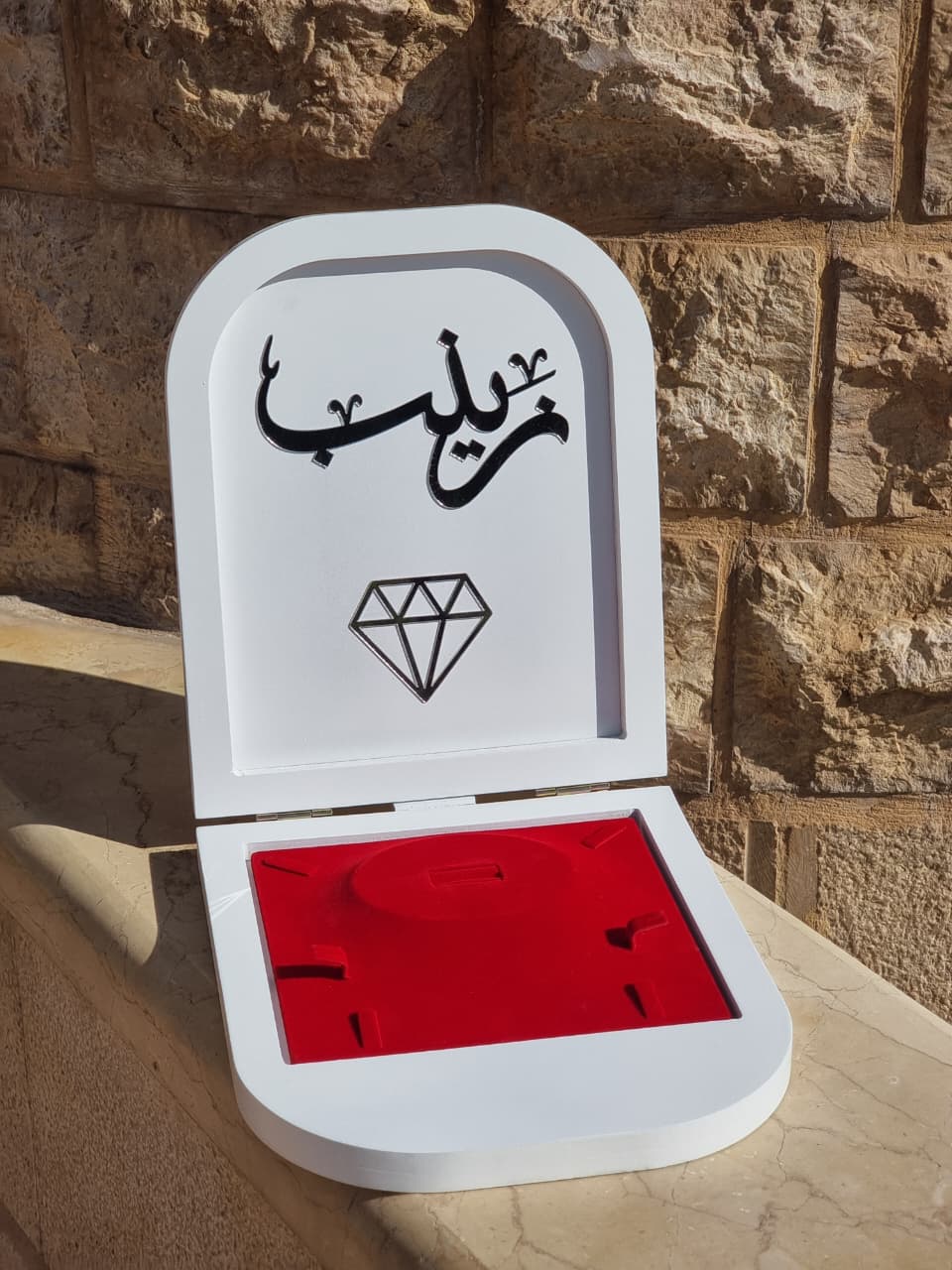علبة خشب لطقم ذهب